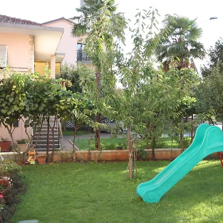 Apartmán With Parking Space - 6932 Umag