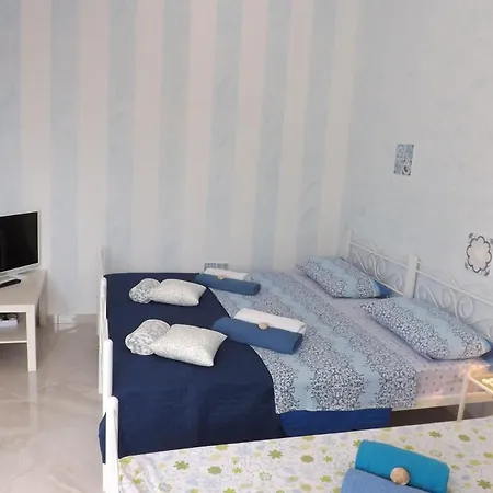 Apartmán With Parking Space - 6932 Umag